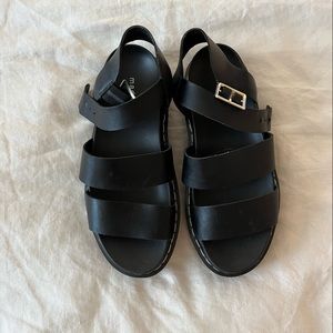 Madden Girl platform sandals (doc martens dupe)